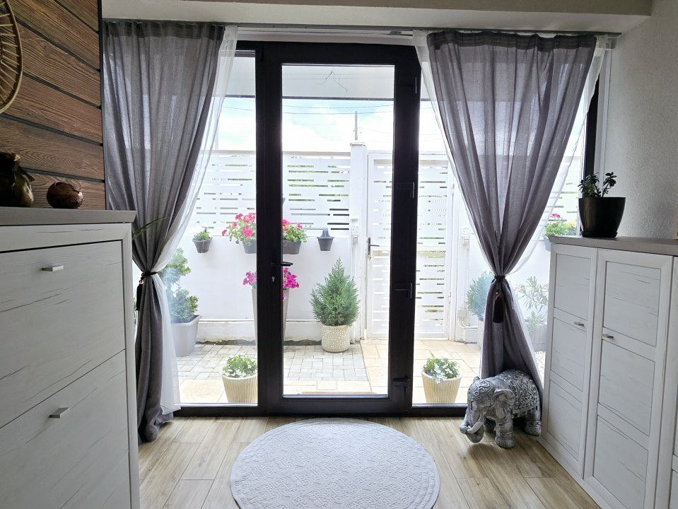 Vila modernă în Cernica – 4 camere, teren 331 mp, pret super!