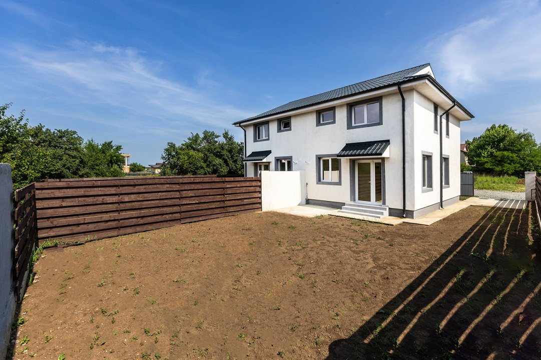 Casă modernă tip duplex, P+1+Pod, cu 3 camere, 2 băi – Balotești
