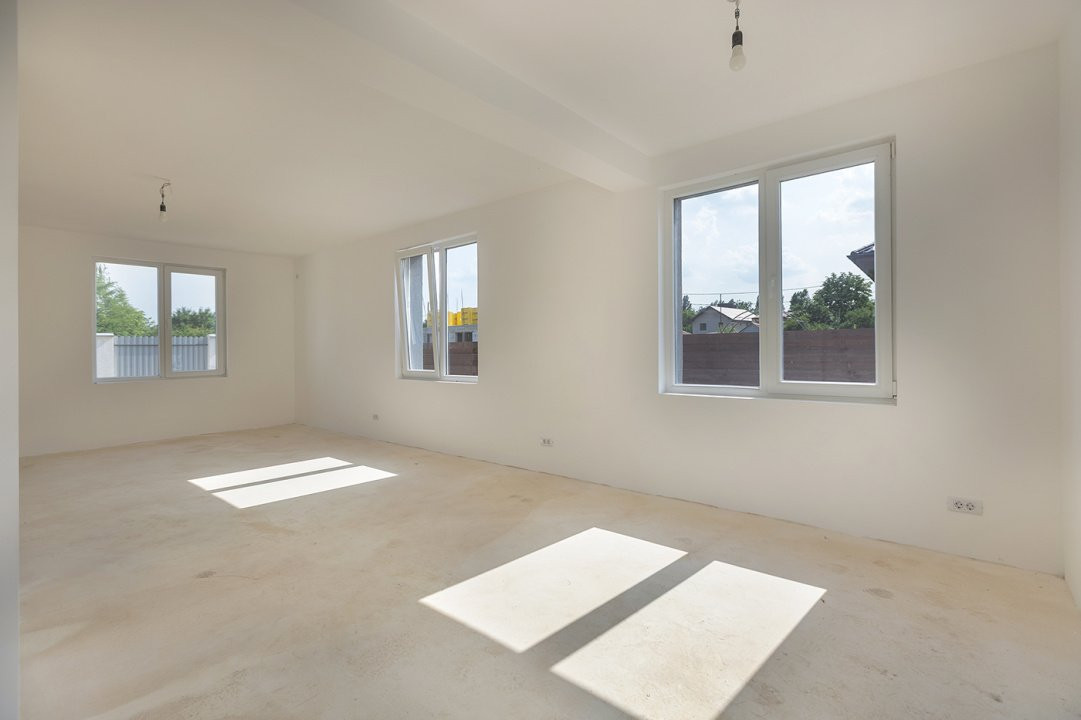 Casă modernă tip duplex, P+1+Pod, cu 3 camere, 2 băi – Balotești
