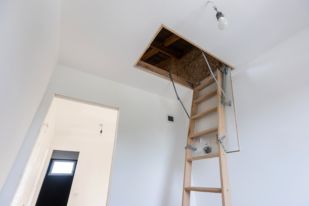 Casă modernă tip duplex, P+1+Pod, cu 3 camere, 2 băi – Balotești