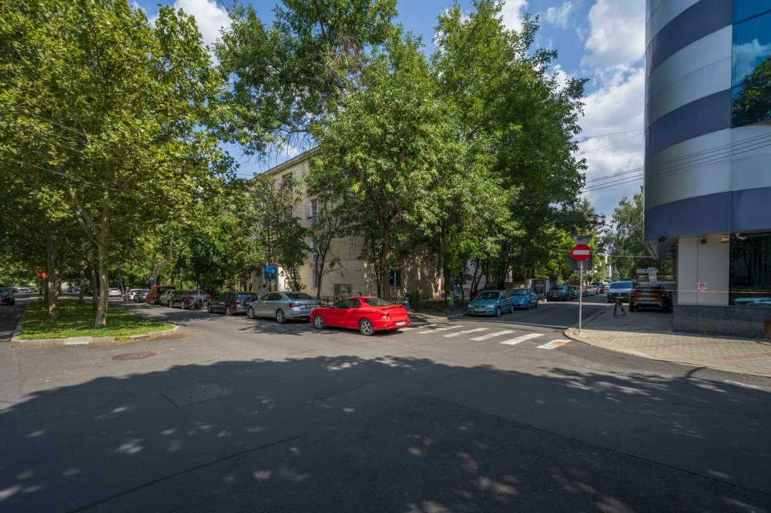 Vila Primaverii, S+P+1+M, 389 mp teren, 266 teren liber, luam urbanism P+4