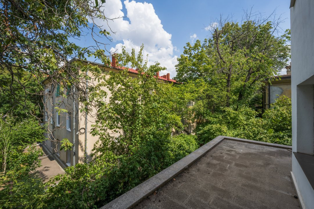 Vila Primaverii, S+P+1+M, 389 mp teren, 266 teren liber, luam urbanism P+4