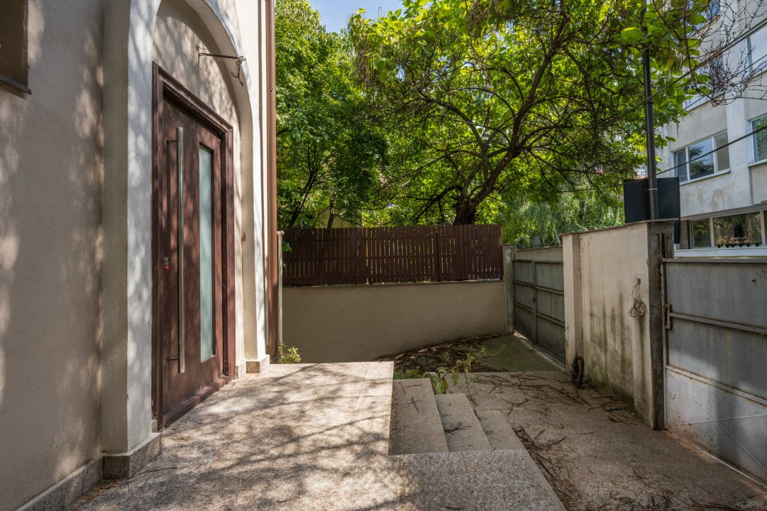 Vila Primaverii, S+P+1+M, 389 mp teren, 266 teren liber, luam urbanism P+4