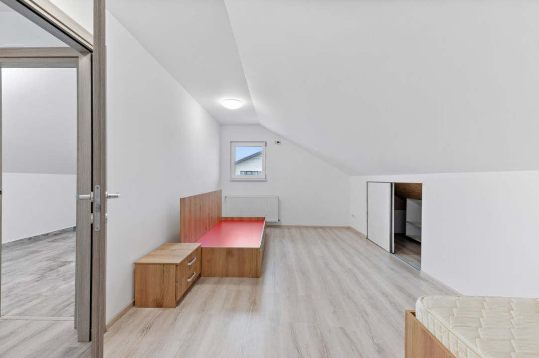 Vila Noua in Pantelimon, 5 dormitoare, 3 bai, 380mp teren