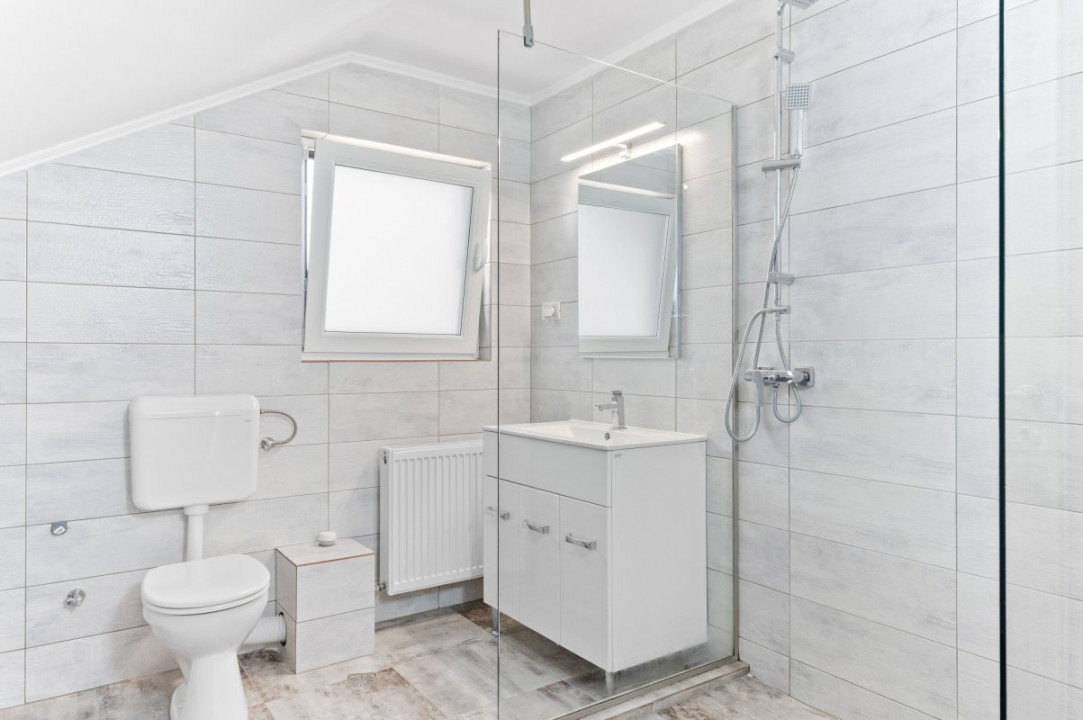 Vila Noua in Pantelimon, 5 dormitoare, 3 bai, 380mp teren