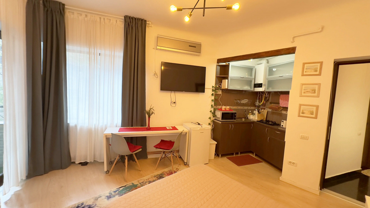 Chic si Central – Garsonieră de închiriat, Balcescu 24