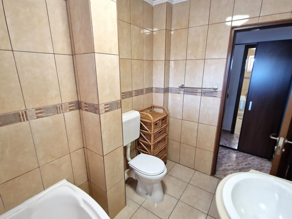 De inchiriat apt spatios de 2 camere cu boxa si loc de parcare/Popesti