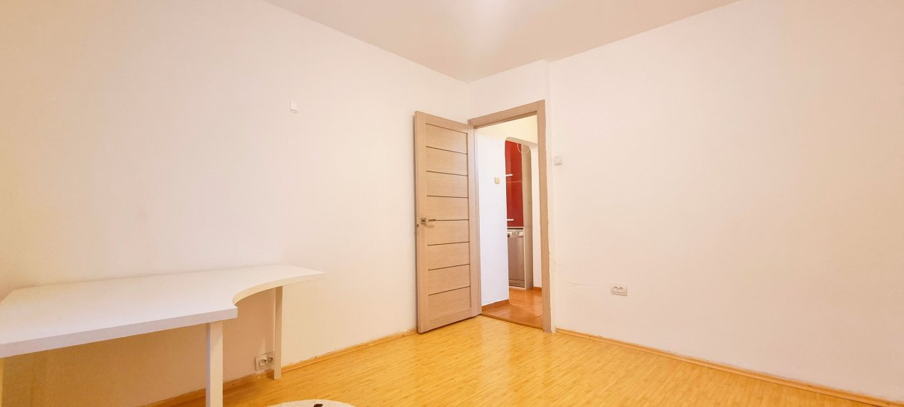 Ap. decomandat cu 2 camere, 5/8, partial mobilat/utilat Rahova, Dumbrava Noua!