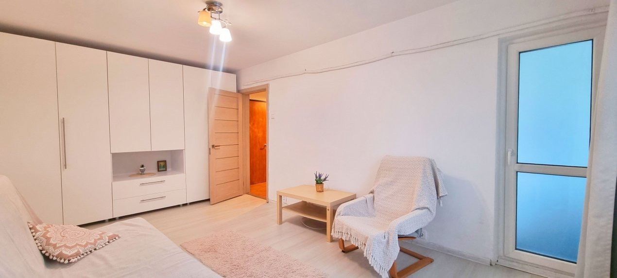 Ap. decomandat cu 2 camere, 5/8, partial mobilat/utilat Rahova, Dumbrava Noua!
