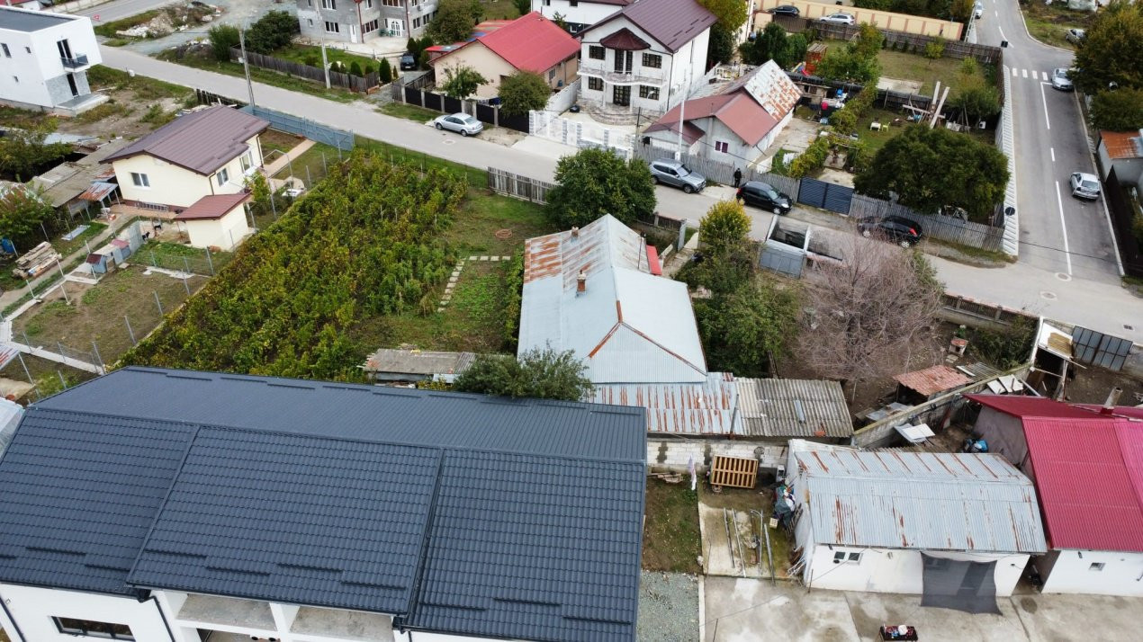 Teren de vanzare 1000mp in Stefanestii de Jos, la sosea si cu utilitati