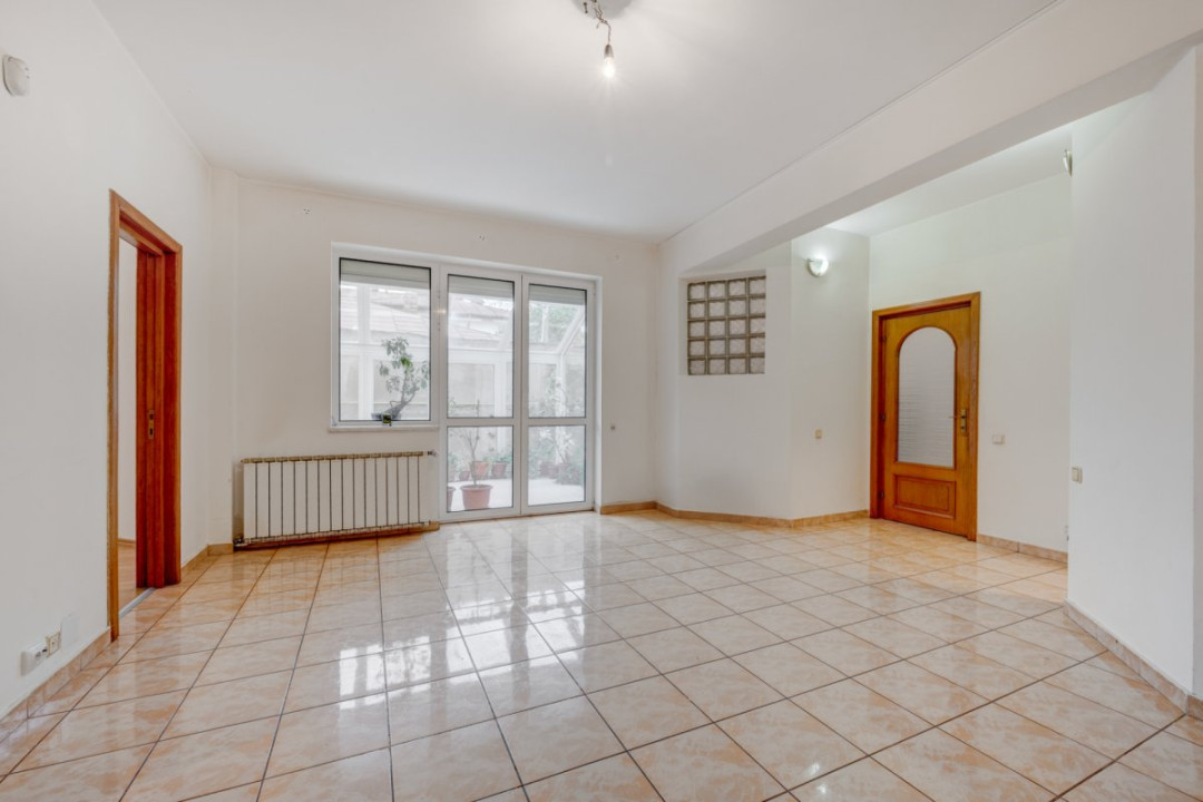 Vila de vanzare Domenii-Ion Mihalache