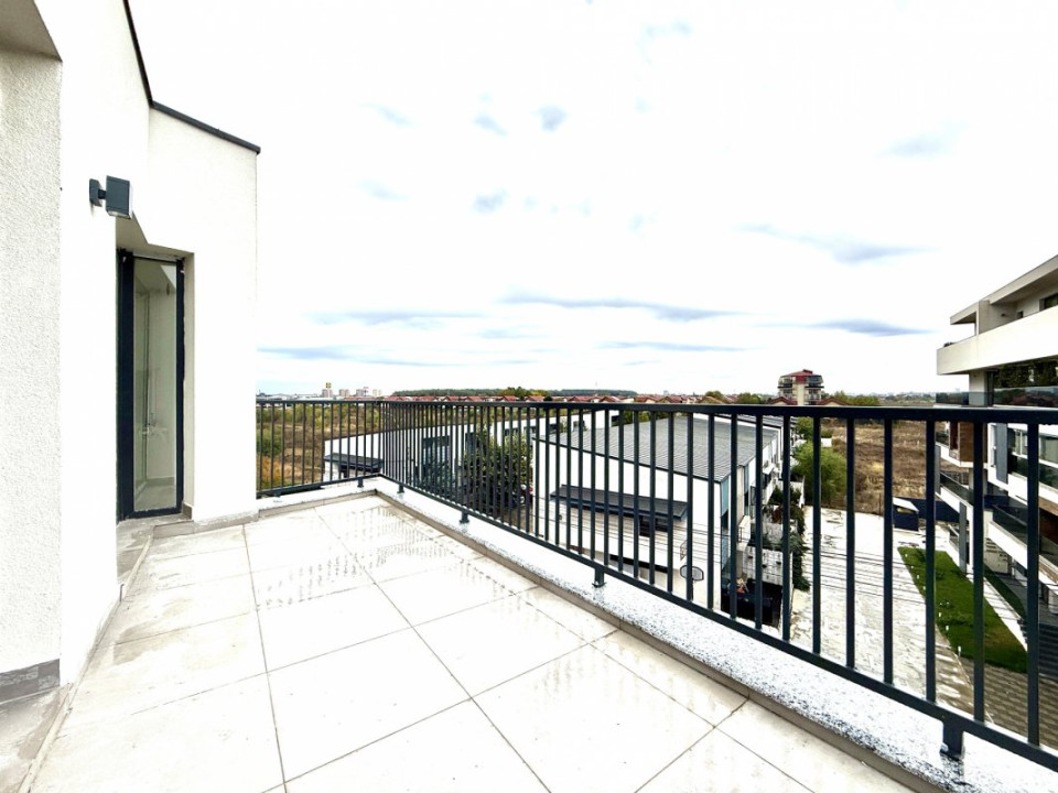 Pipera Azur acces A3 penthouse,  terasa SUD