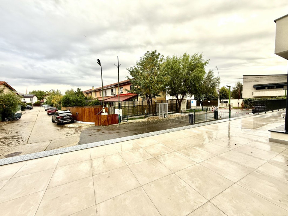 Pipera Azur acces A3 spatiu parter cu terasa