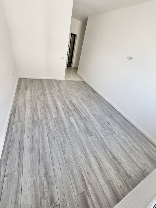 Garsoniera cartier Militari Residence - mutare imediata!!