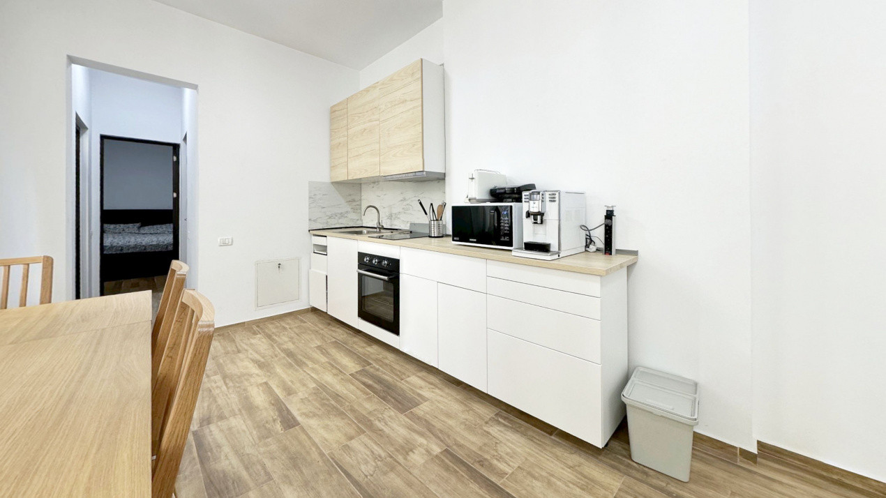 Doua apartamente la pret de unul!