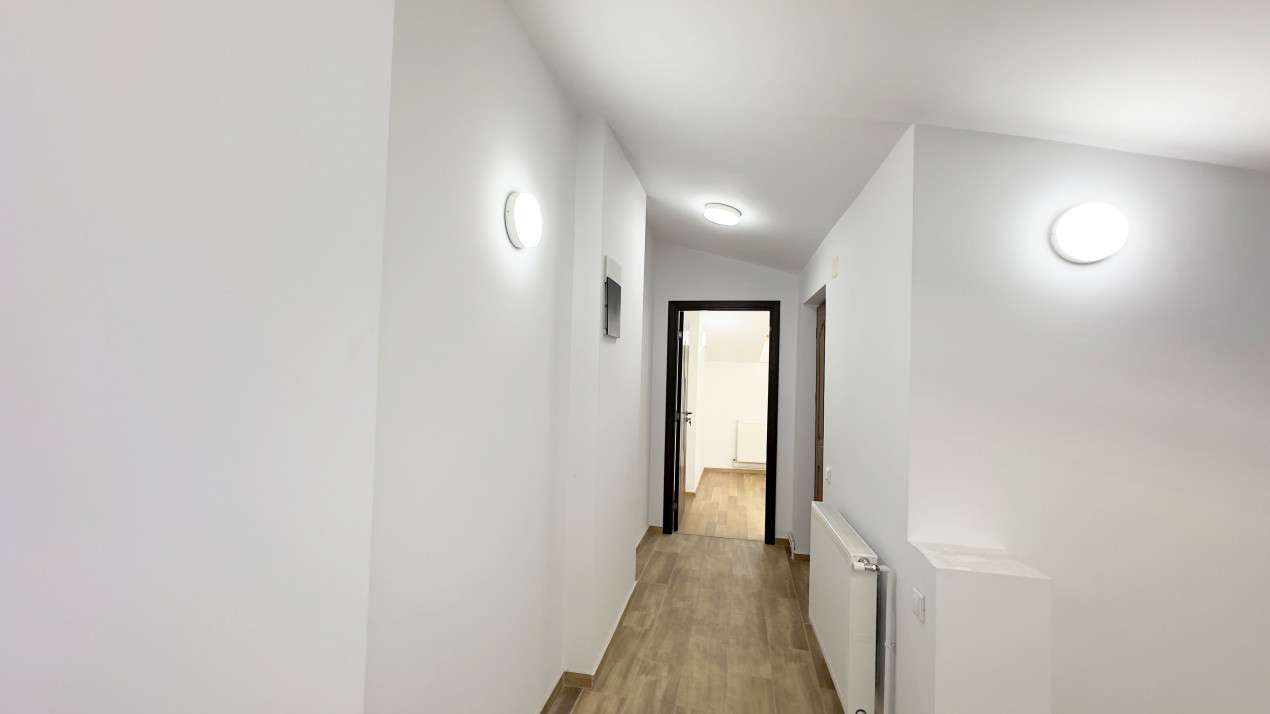 Doua apartamente la pret de unul!