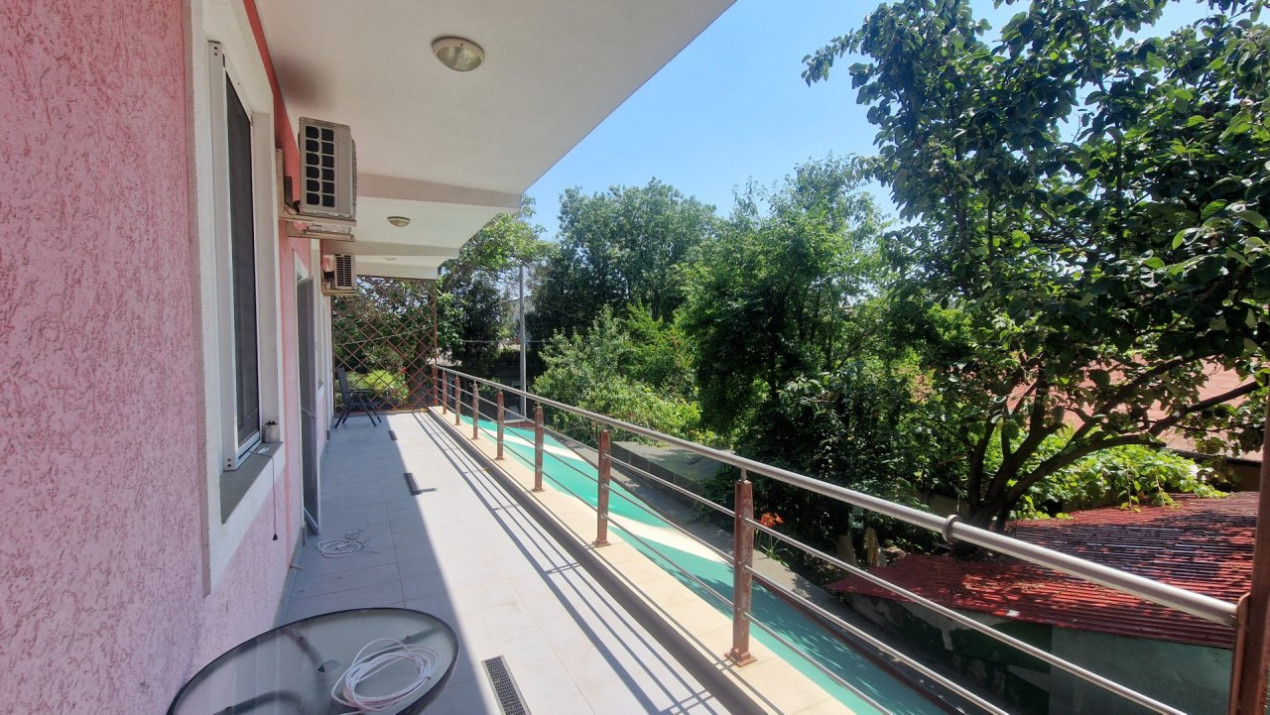 Vila individuala , B-dul Pieptanari, acceptam si cazre muncitori !