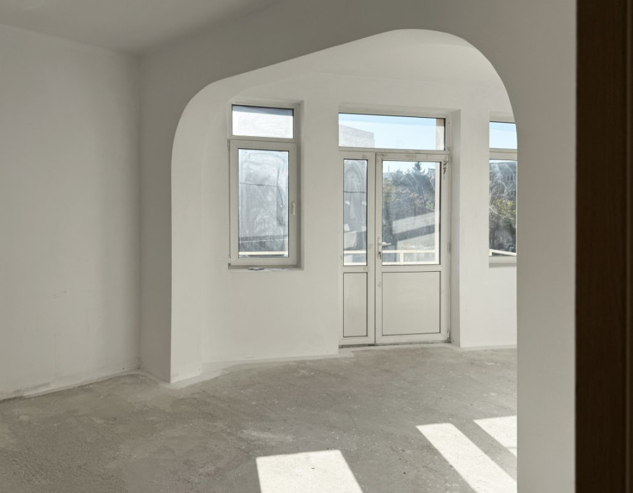 Ce alegi: Birou, Locuire sau AirBnB? Doua apt. cu 6 cam, S totala 130mp!