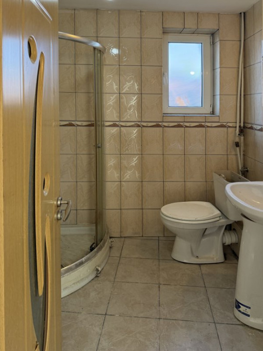 Ce alegi: Birou, Locuire sau AirBnB? Doua apt. cu 6 cam, S totala 130mp!