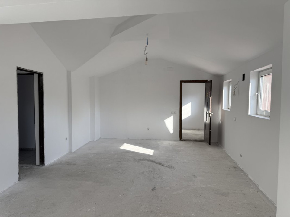 Ce alegi: Birou, Locuire sau AirBnB? Doua apt. cu 6 cam, S totala 130mp!