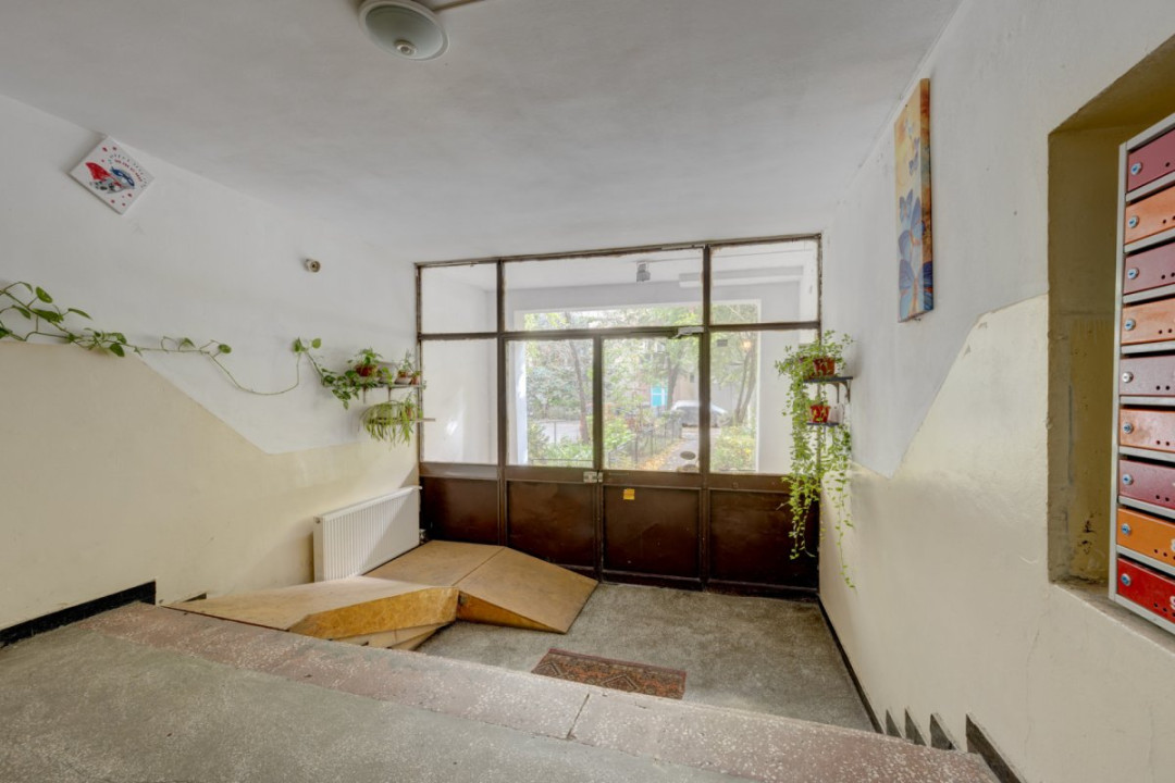 TINERETULUI - VISANA, APARTAMENT 2 CAMERE 53 MP, ETAJ 1, LA CHEIE!