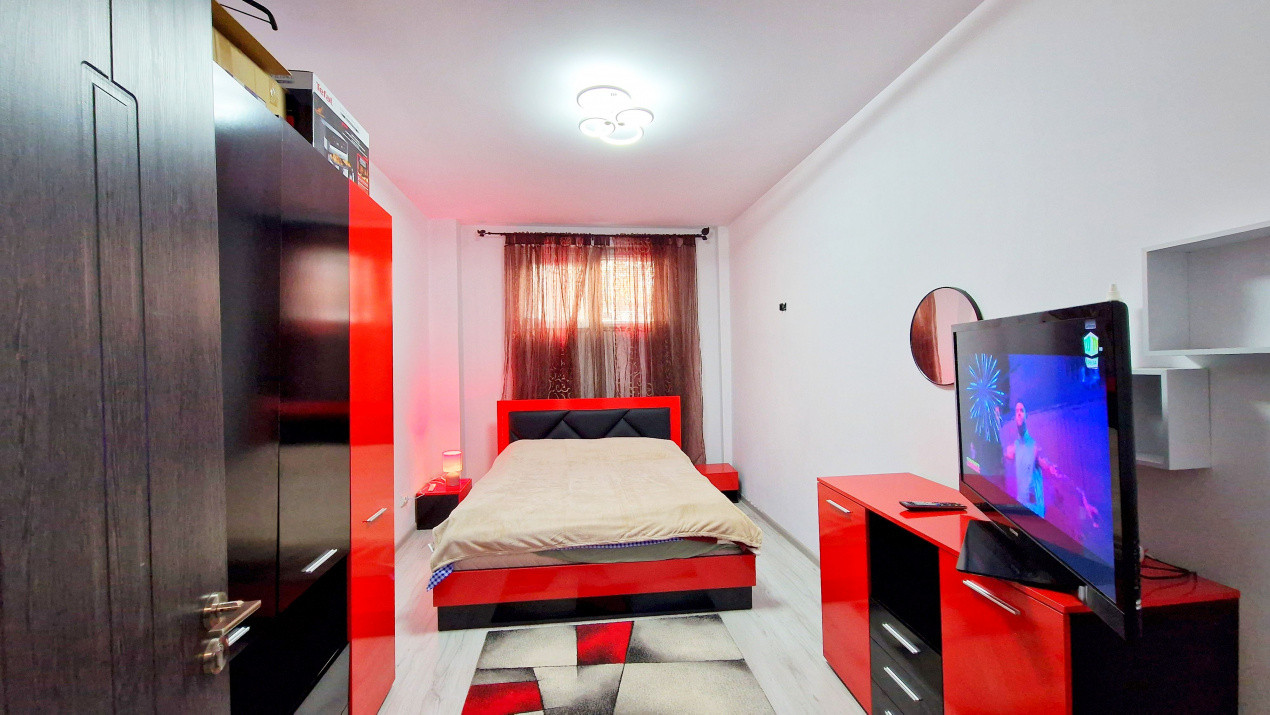 Apartament 3 camere  la demisol, mobilat si utilate cu garaj subteran