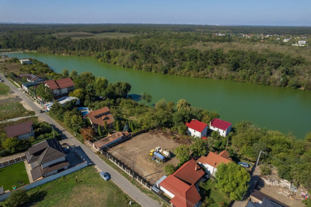 BRANESTI, TEREN 1400 MP, DESCHIDERE 32 MP, VEDERE LA LAC!