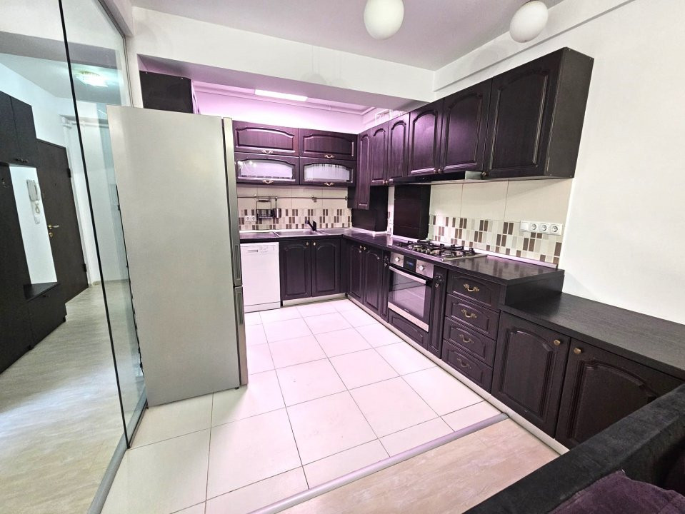 De vanzare 3 camere in bloc nou pe Ghiocei/Stefan cel Mare