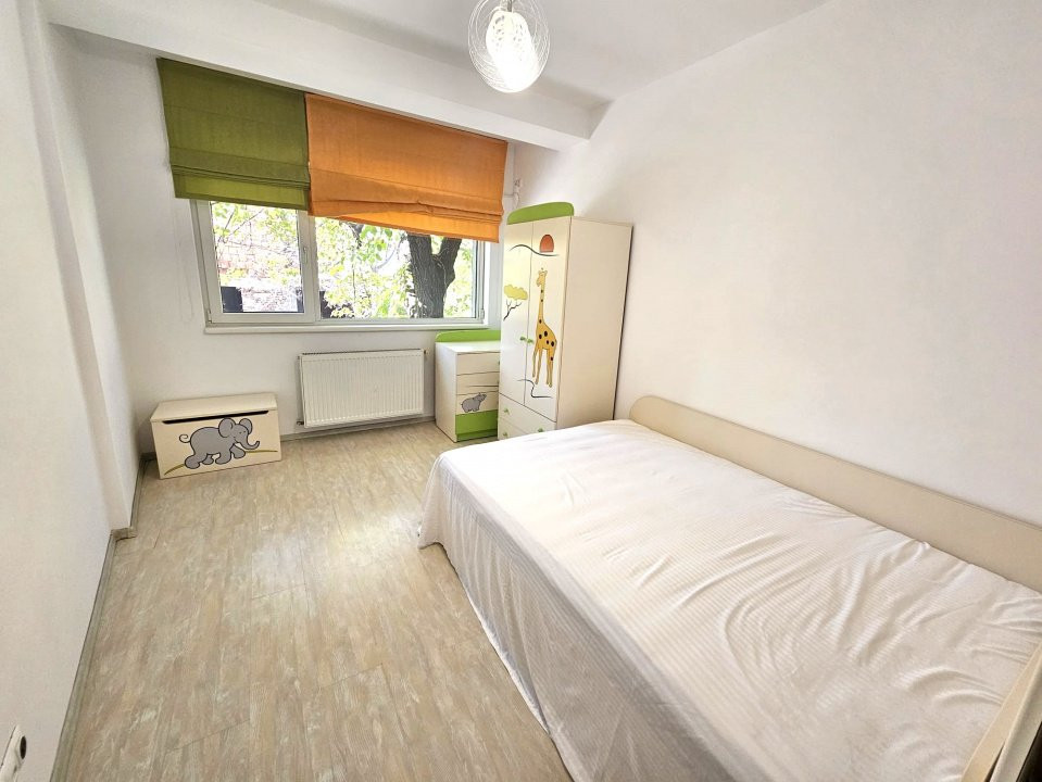 De vanzare 3 camere in bloc nou pe Ghiocei/Stefan cel Mare