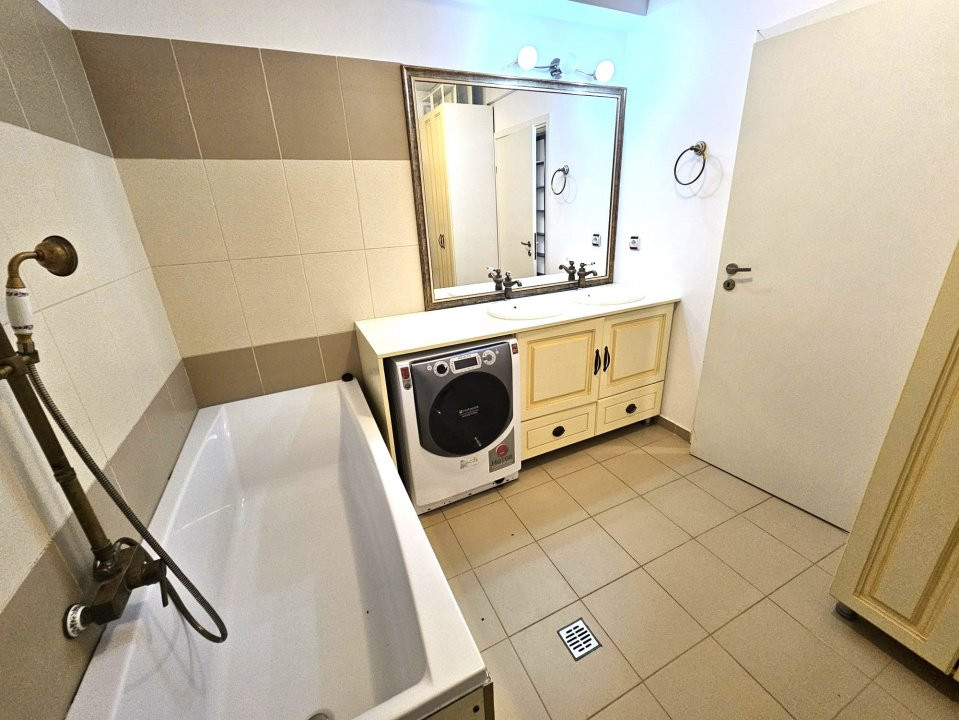 De vanzare 3 camere in bloc nou pe Ghiocei/Stefan cel Mare