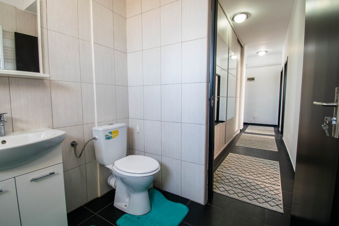 Parcul Teilor-Auchan Titan 2 camere,dec,mobilat si utilat+loc parcare