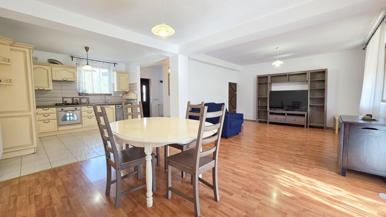 Green City. Casa frumoasa, gradina si liniste de vanzare