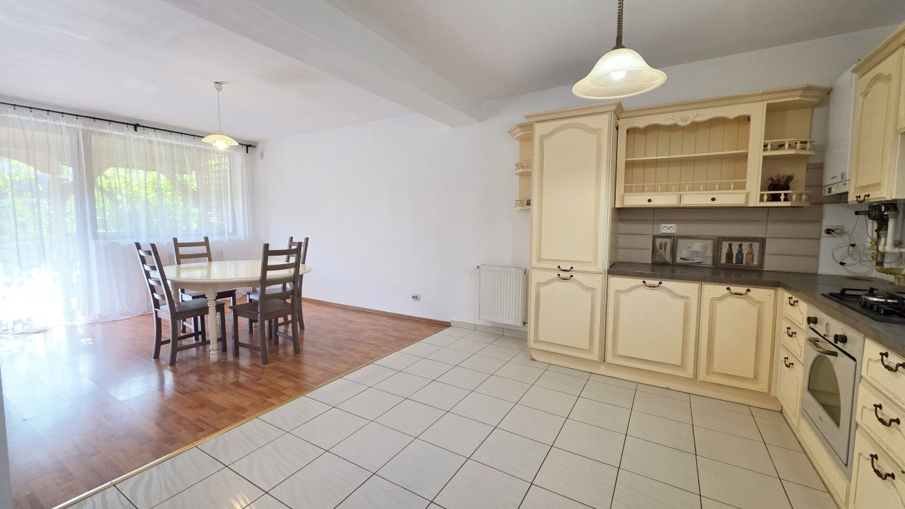 Green City. Casa frumoasa, gradina si liniste de vanzare