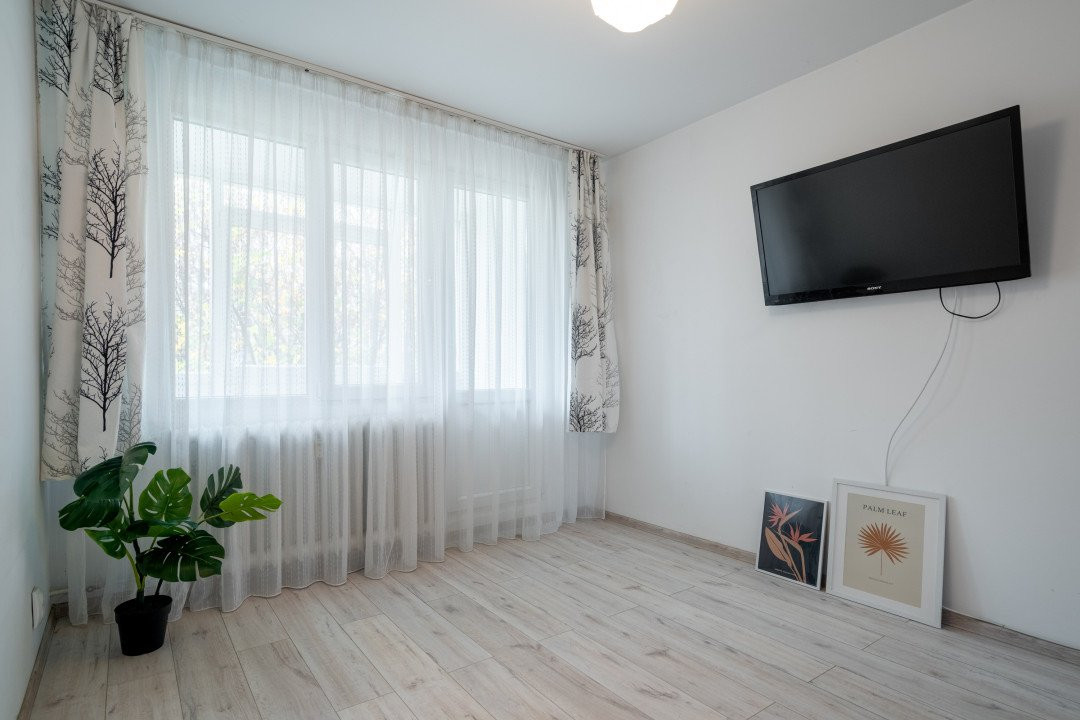 Apartament 3 camere str. Straja - Piata Resita