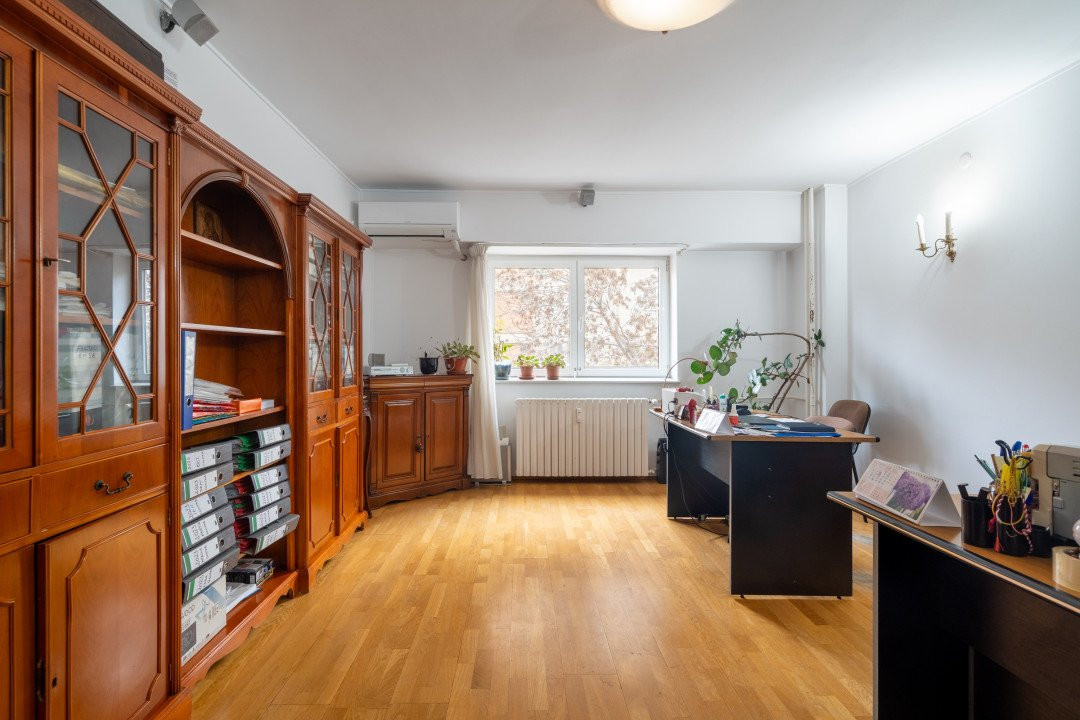 Apartament cu 4 camere Calea Calarasi - vedere laterala