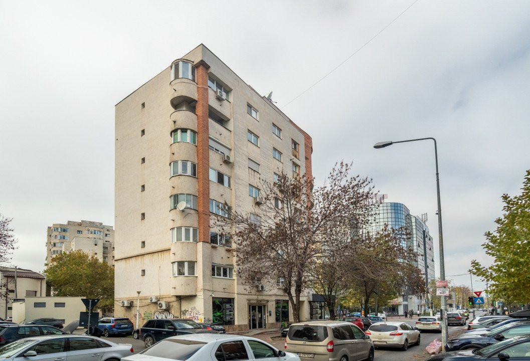 Apartament cu 4 camere Calea Calarasi - vedere laterala