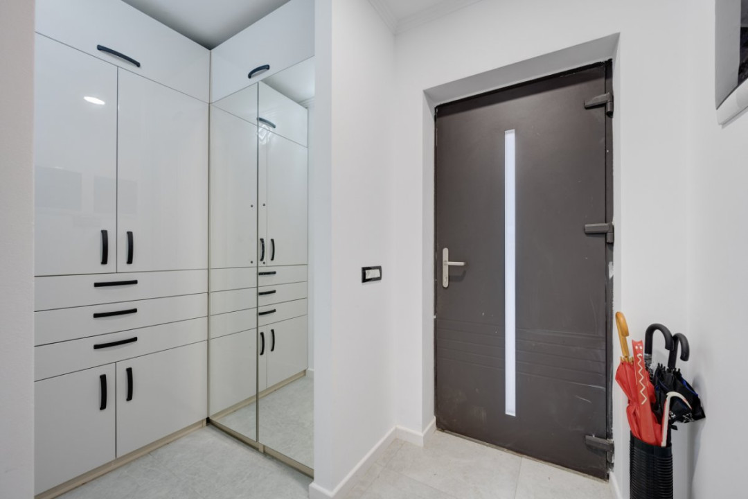 Vila cu piscina - Drumul Taberei - Prelungirea Ghencea - str Maracineni 