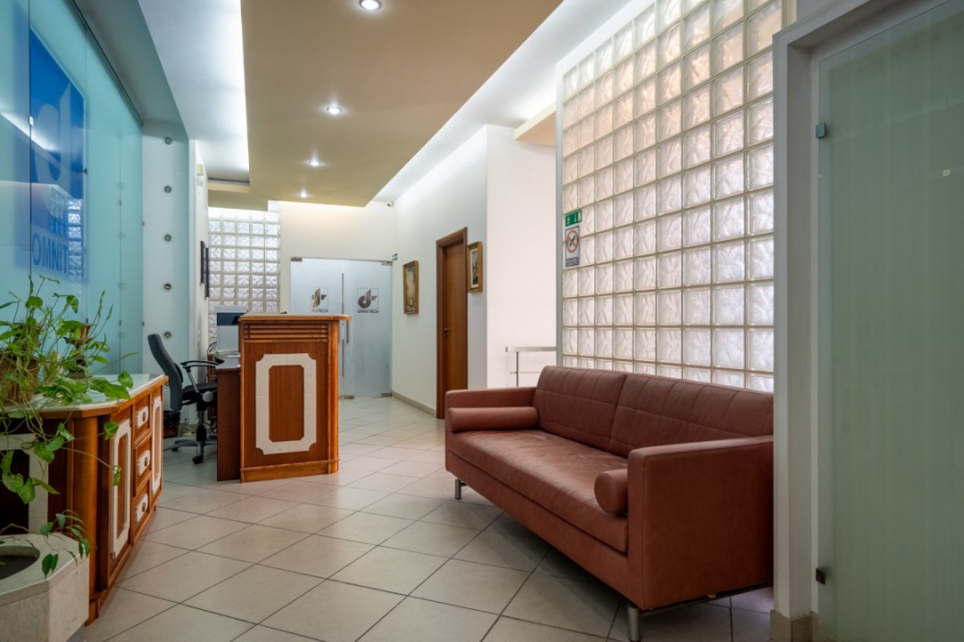 Ocazie rara pt Investitie: Spatii pentru Birouri / Clinica, 1355mp, Bd. Unirii!