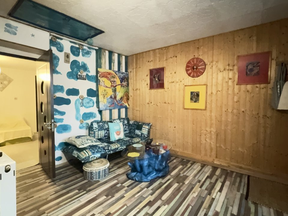 Unele case nu se cumpără. Se descoperă.