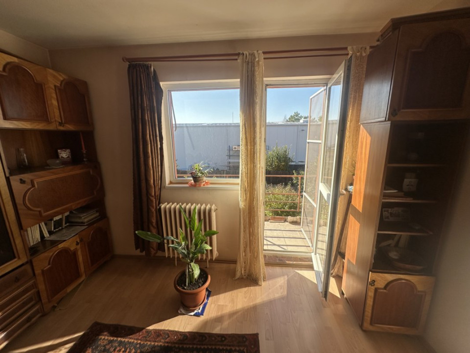 PANTELIMON APARTAMENT IN VILA 1E+M 230 MP TOTAL, CURTE 516 MP!