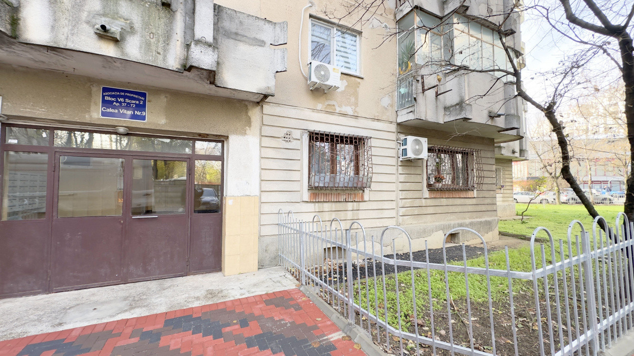 Apartament 3 camere, decomandat, 2 bai, vedere libera, Vitan.