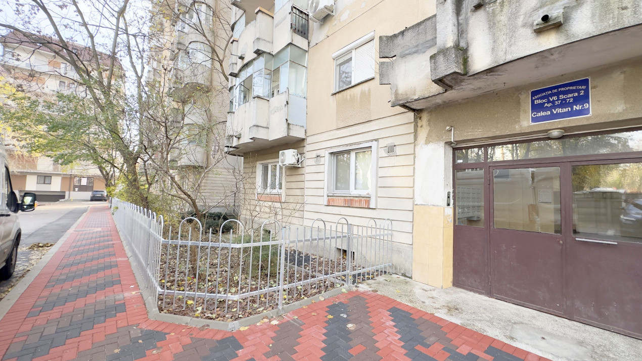 Apartament 3 camere, decomandat, 2 bai, vedere libera, Vitan.