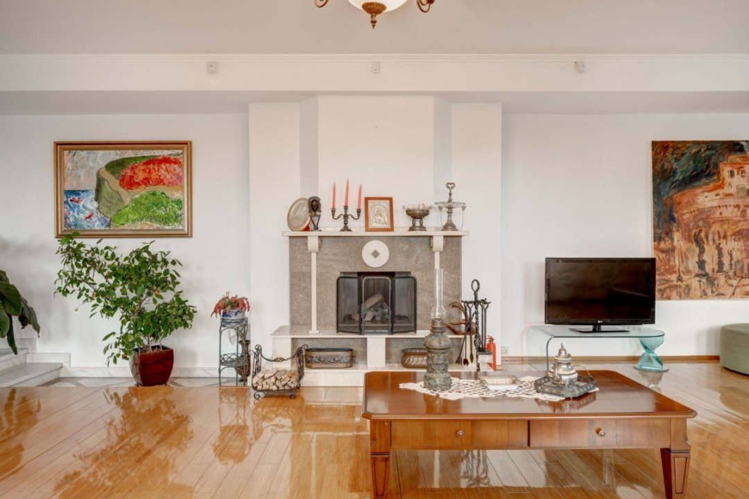 Vilă exclusivistă în Băneasa – teren 3.718 mp, suprafață desfăsurată 1.750 mp