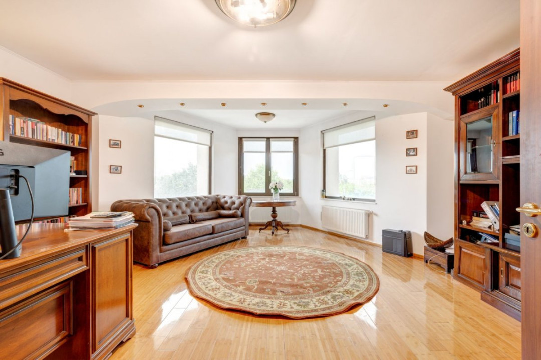 Vilă exclusivistă în Băneasa – teren 3.718 mp, suprafață desfăsurată 1.750 mp