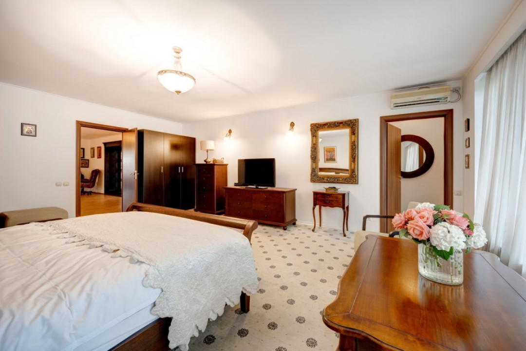 Vilă exclusivistă în Băneasa – teren 3.718 mp, suprafață desfăsurată 1.750 mp