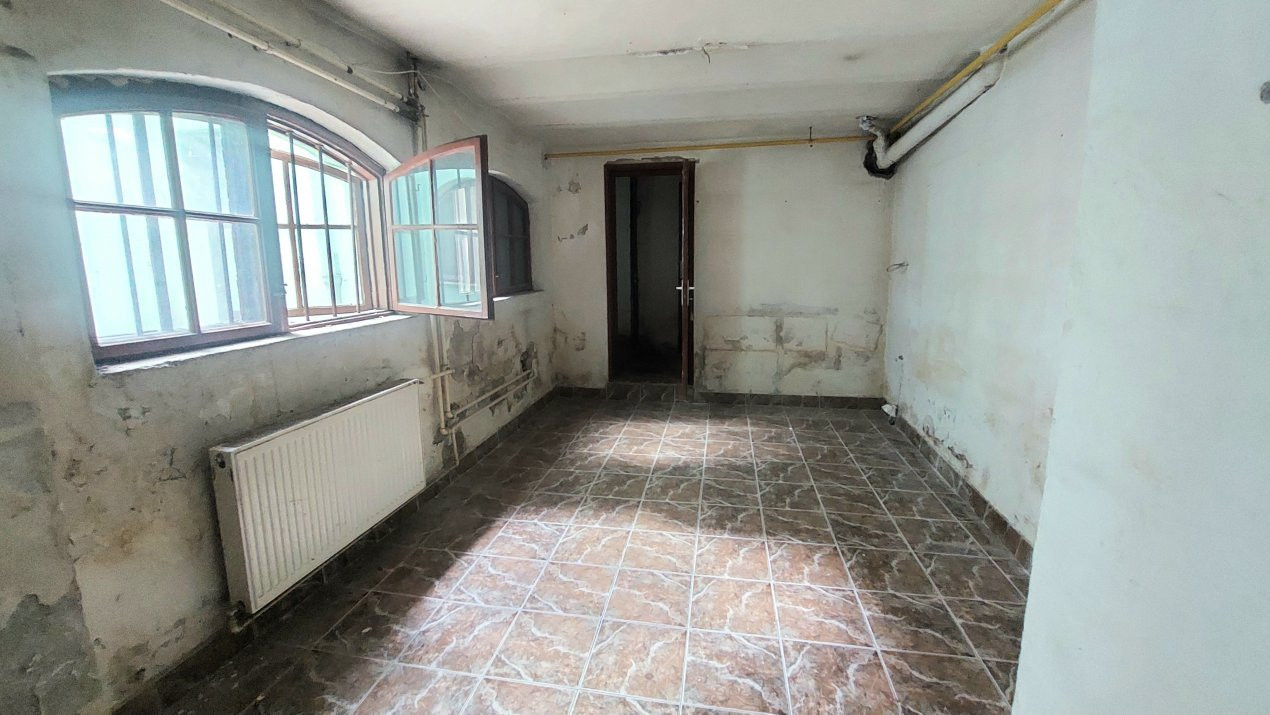 DEMISOL ÎNALT DE ÎNCHIRIAT – 120 MP – GARA DE NORD / PIAȚA VICTORIEI