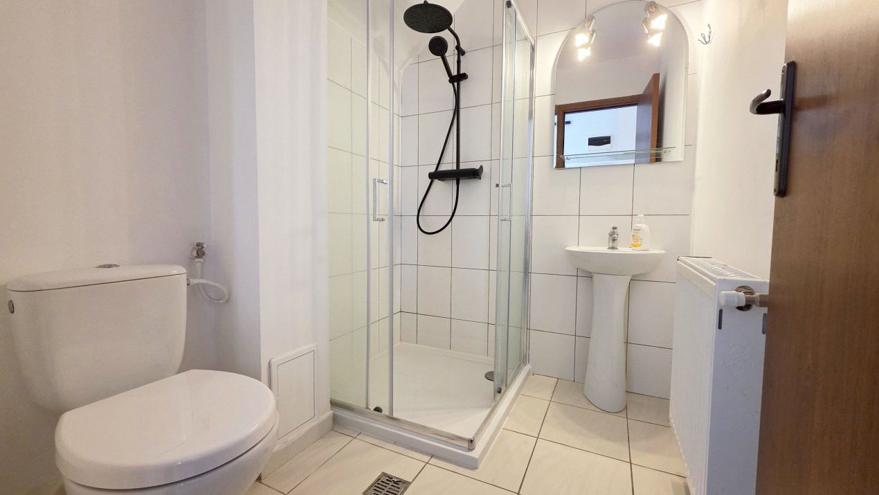 Green City. Casa frumoasa, gradina si liniste de vanzare