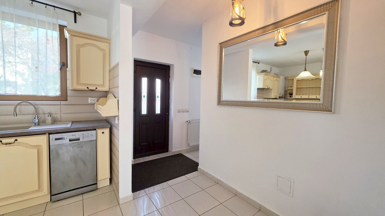 Green City. Casa frumoasa, gradina si liniste de vanzare