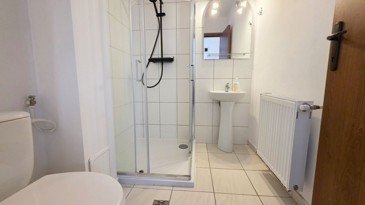 Green City. Casa frumoasa, gradina si liniste de vanzare