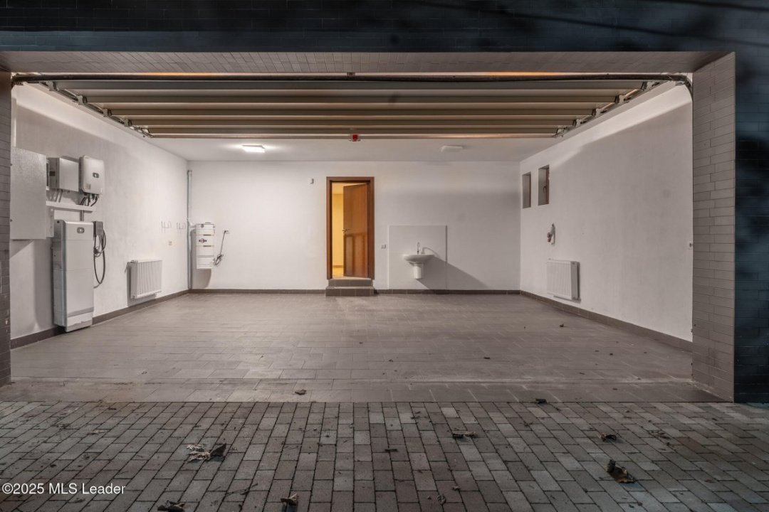 Casa TA de pe malul lacului Mogosoaia